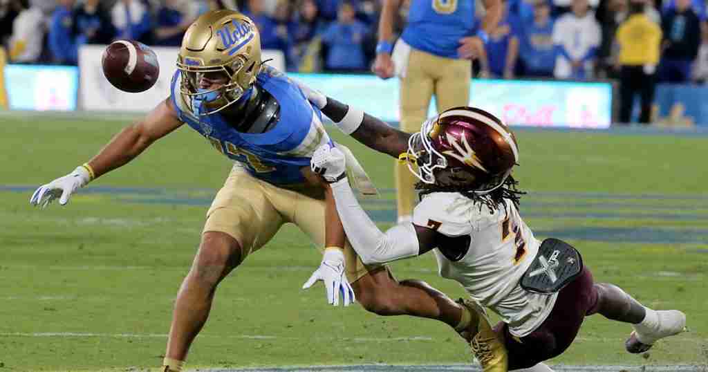 1372639 Sp Ucla Arizona State002 Ls.jpg