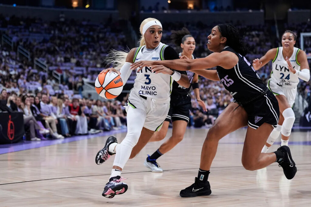 The Dijonai Carrington season of the Minnesota reserve is completed after involvement 75cb47b1d680f4dc8cb8738535243a36.jpeg