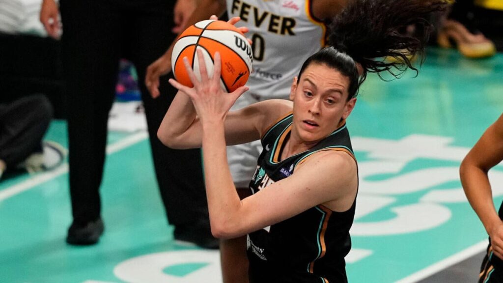 Breanna stewart.jpg