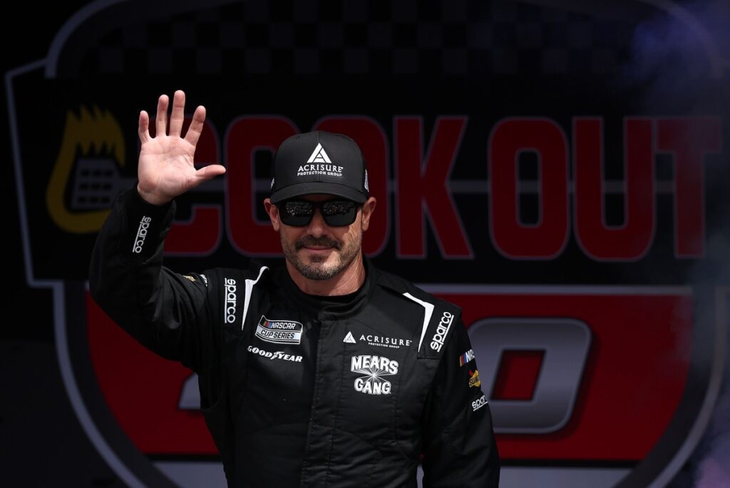 Casey mears garage 66 ford.jpg