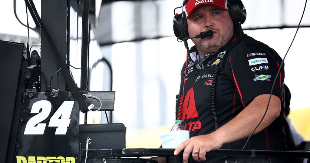 Fugle ejected from Daytona, Byron sent to back after inspection problem GettyImages 2208874442.jpg