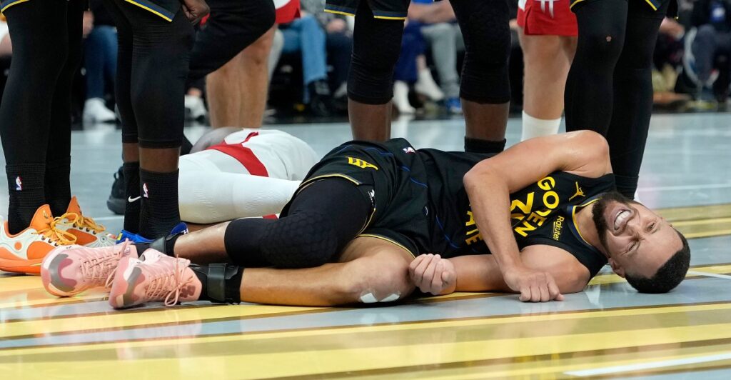 NBA Scores: Rockets beat Warriors 104-100 as Steph Curry injured Gettyimages 2248656295.jpg