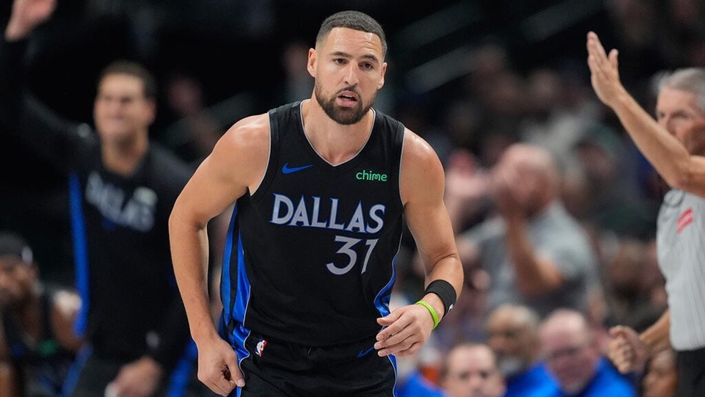 Nba mavericks klay thompson 112325 1.jpg