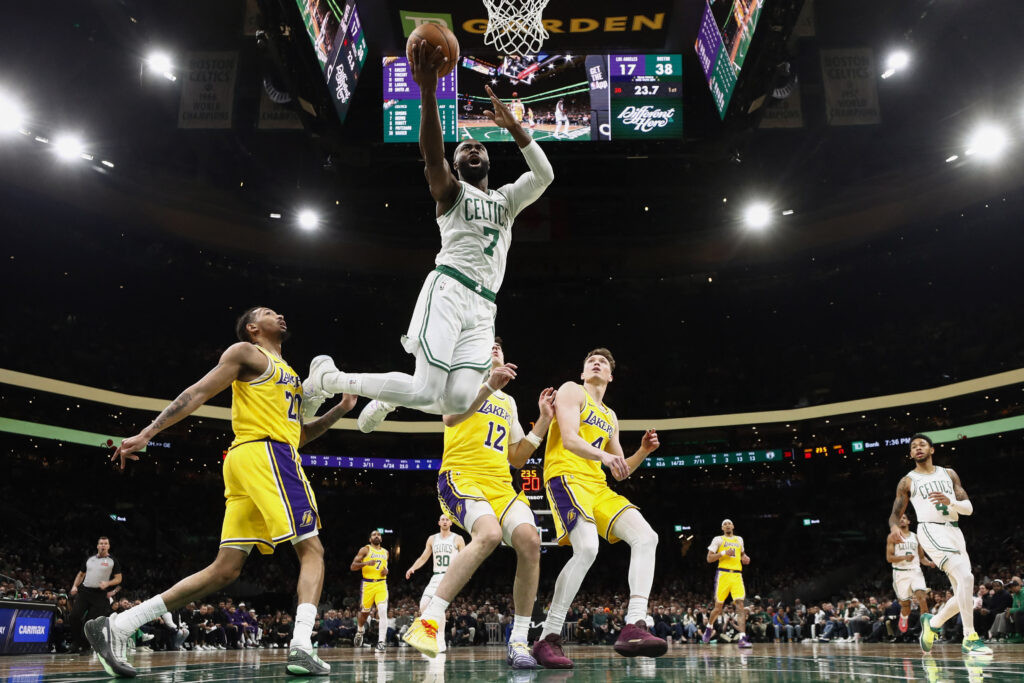 2025 12 06T023859Z 1237221413 MT1USATODAY27750133 RTRMADP 3 NBA LOS ANGELES LAKERS AT BOSTON CELTICS.jpeg