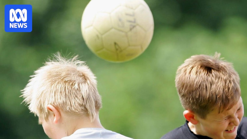 The U.S. Soccer Federation prohibits players under 10 from heading the ball due to safety concerns 103301586b63711fe399d04835897e82.jpeg