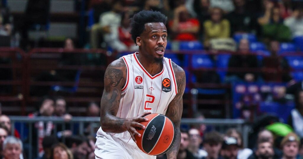 26 people charged in connection with basketball match-fixing allegations 260116 antonio blakeney mn 1635 6dfb40.jpg