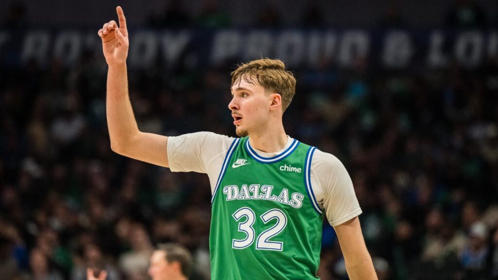 Cooper Flagg sets record for teenager with 49 points, Dallas Mavericks vs. Charlotte Hornets 48b222a3be91fc97716eeefc53e8cfe4.jpeg