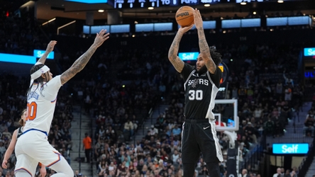 Knicks squander double-digit lead, lack physicality in stunning 134-132 loss to Spurs D21b791c7f354b048e6af9db6b9e541c.jpeg