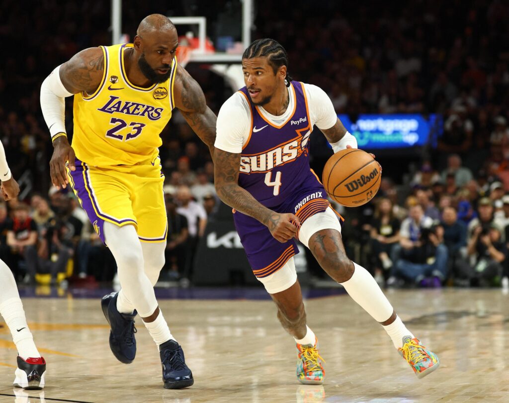 2026 02 27T023545Z 888797162 MT1USATODAY28349698 RTRMADP 3 NBA LOS ANGELES LAKERS AT PHOENIX SUNS 20.jpeg