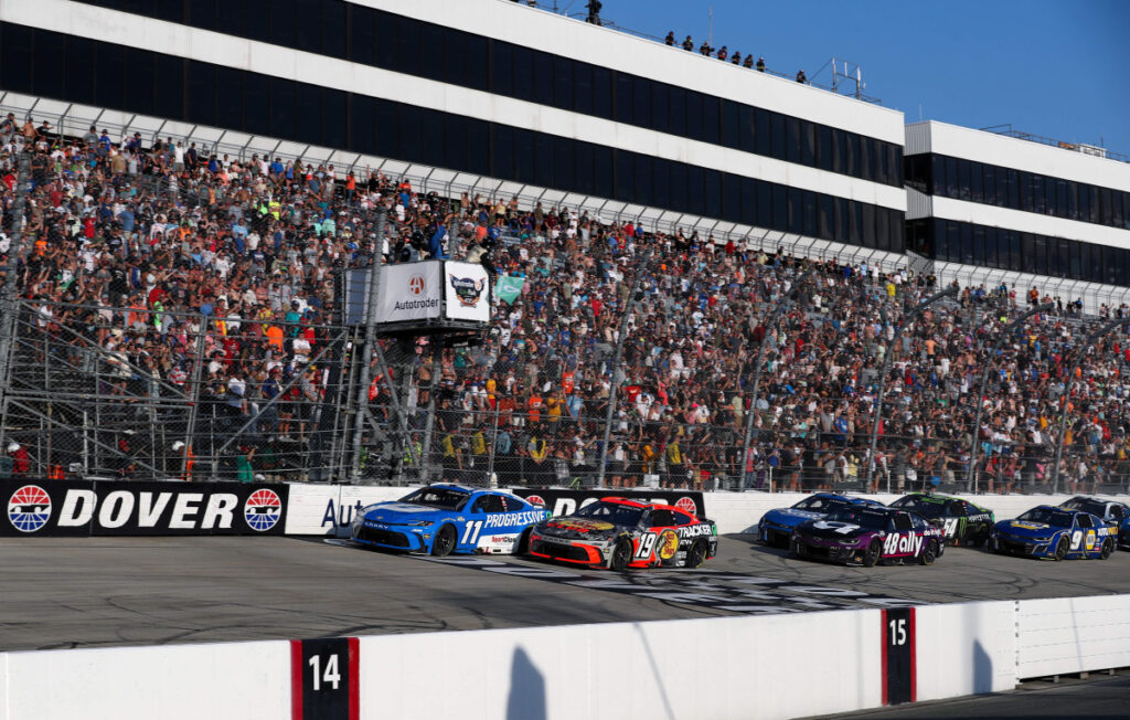 NASCAR Unveils New All-Star Race Format for Dover 98dcea7e92fdd29bcd488cac37477628.jpeg