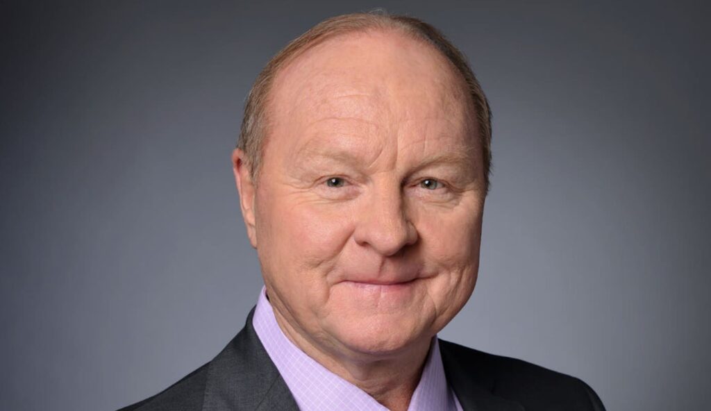 Larry McReynolds 3.jpg