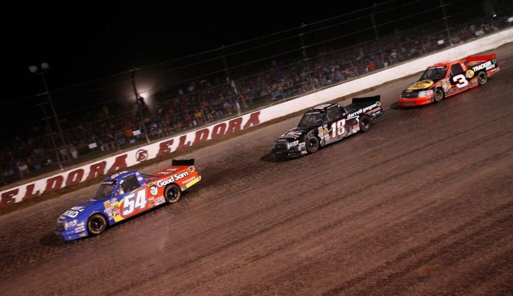 NASCAR Eldora July 22 1 e1498241997415.jpg